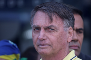 Bolsonaro recebeu R$ 30,5 milhões em um ano, diz relatório da PF com base em dados do Coaf